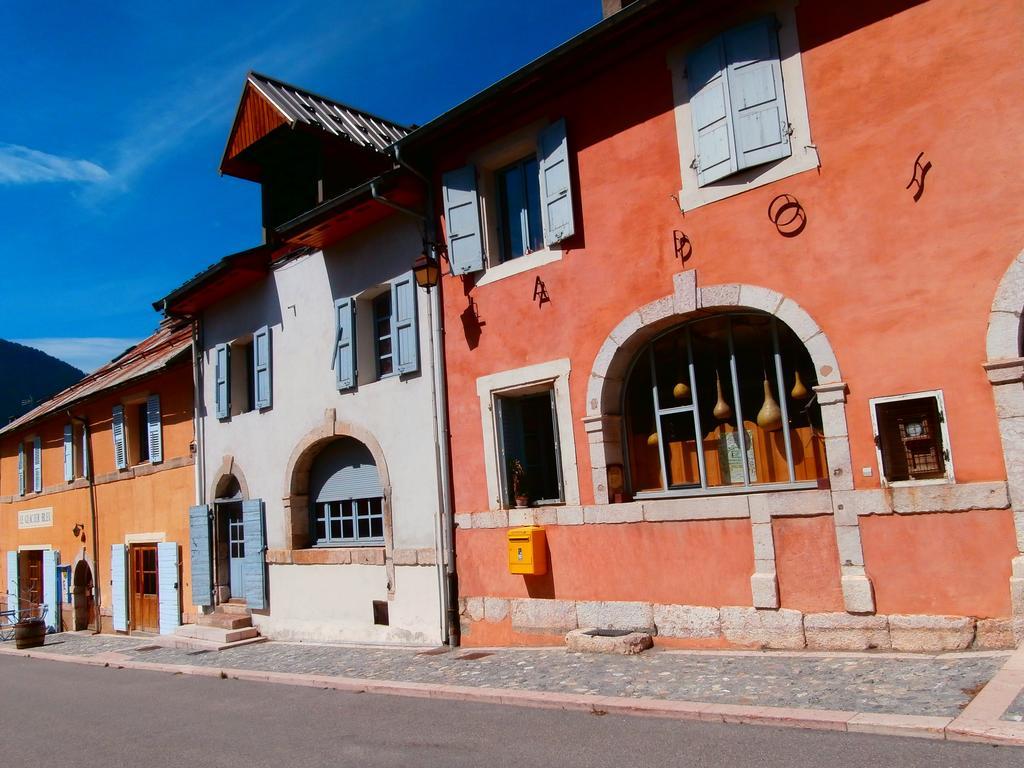 Aparthotel Le Pavillon Des Officiers Mont-Dauphin Zewnętrze zdjęcie